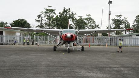 P2-MAH daily inspection before flight