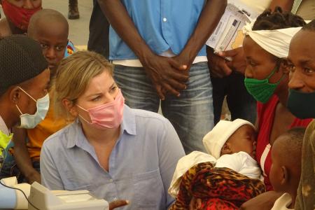 Dutch Minister for Foreign Trade and Development Cooperation, Liesje Schreinemachert flew with MAF Uganda to Mbrara with a delegation to look at various empowering projects the Dutch government support in Nakivale settlement.  