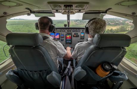 Flight training in N2114G aircraft