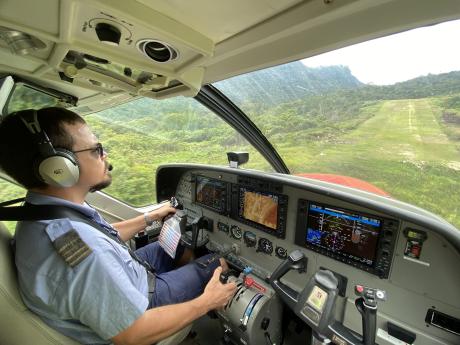 Captn Ryan Cole on final approach into Yakona